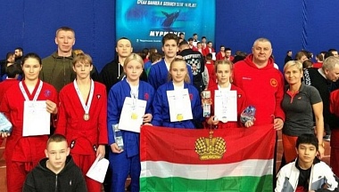 Полный комплект медалей завоевали калужские бойцы на первенстве страны