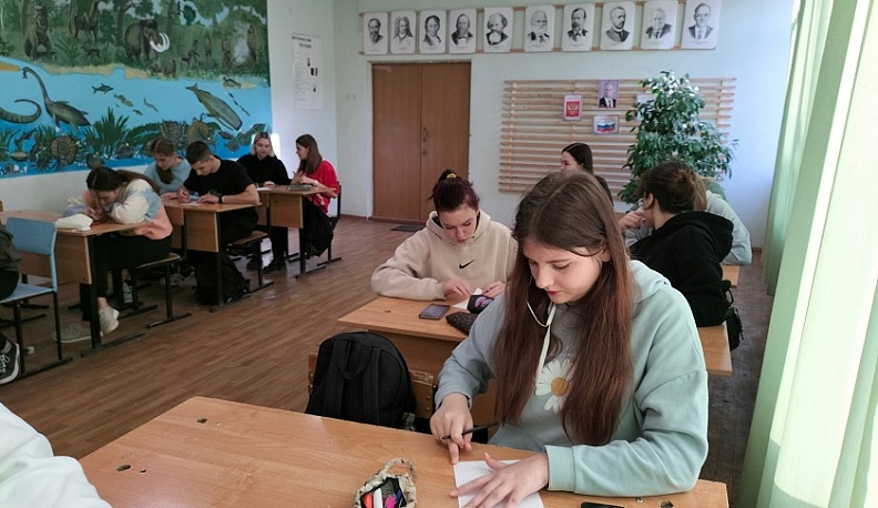 Студенты Жуковского района написали «Письма Победы»