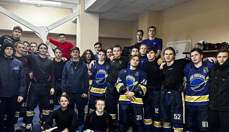 ХК «Космос» обыграл гостей из Брянска с разгромным счетом