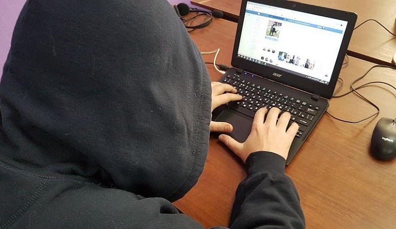 Калужанина оштрафовали на 400 тысяч рублей за призывы к экстремизму