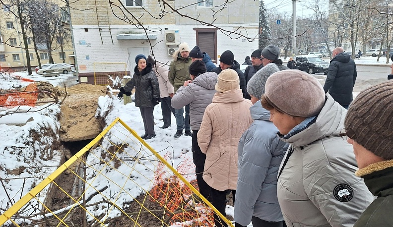 В Калуге подрядчик сорвал сроки ремонта теплосетей от котельной у дома № 115а по улице Московской