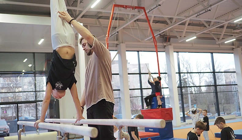 Брусья и кольца  колыбели  космонавтики