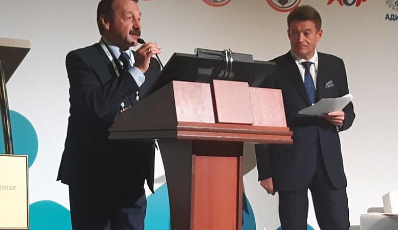 Геннадий Скляр принял участие во Втором международном форуме онкологии и радиологии