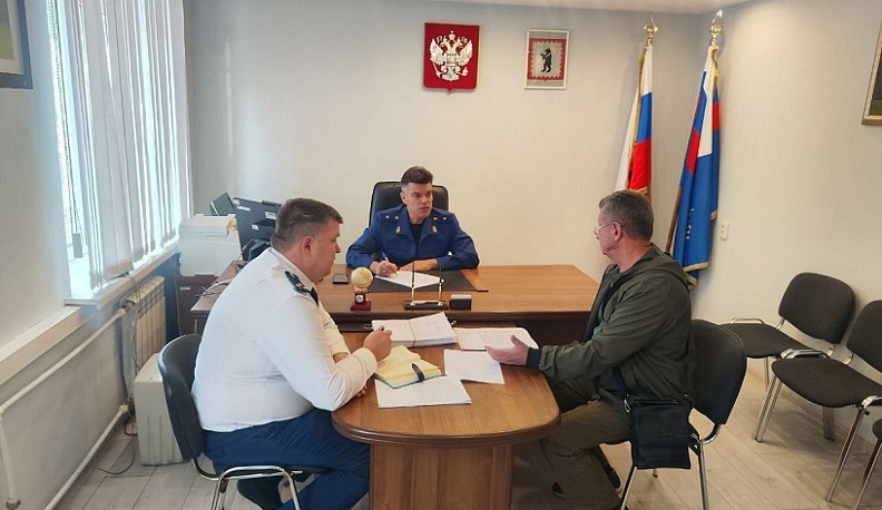 Прокурор Калужской области провел личный прием граждан в Малоярославецком районе