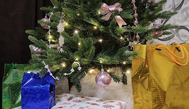 Калужане могут отправить новогодние подарки участникам СВО