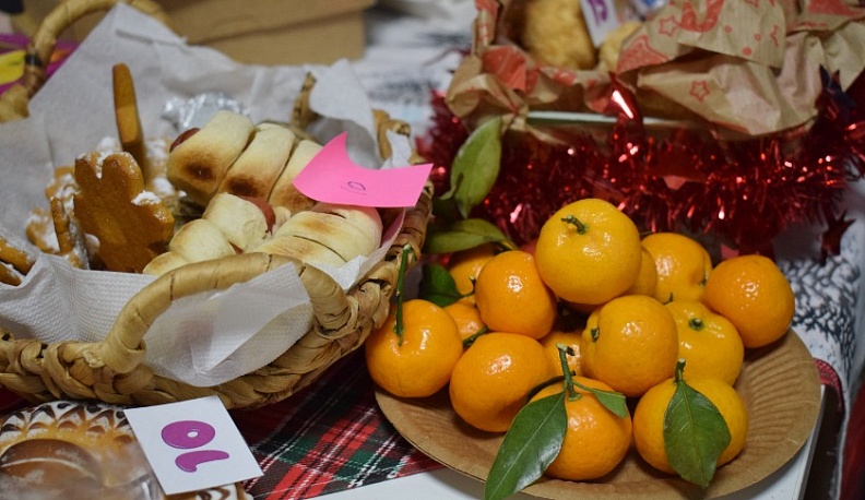 В Тарусе прошла благотворительная школьная ярмарка