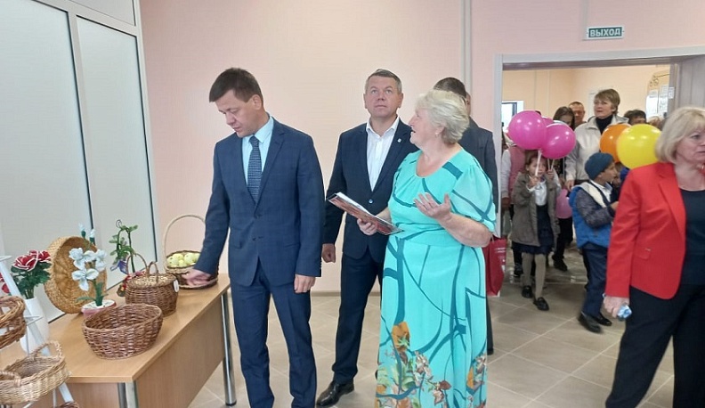 В Мосальском районе после капремонта открылся сельский ДК в деревне Долгое