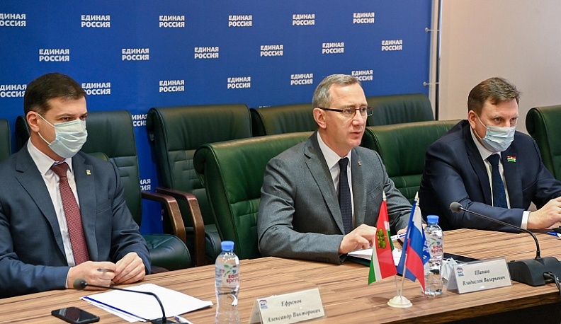 Калужские волонтеры поддержат детей медиков