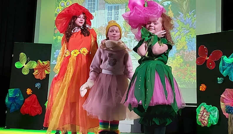 В Людинове впервые прошел Открытый театральный фестиваль «Зимние сказки»