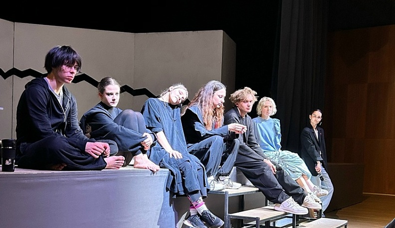 В калужском инновационном культурном центе прошла премьера спектакля «Иов. Материал»