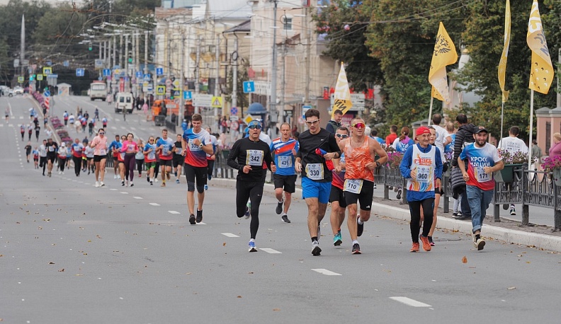 Четыре тысячи калужан пробежали «Кросс нации»