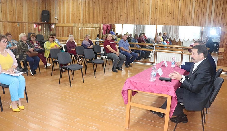 Геннадий Скляр рассказал о строительстве АЗС в Мещовском районе