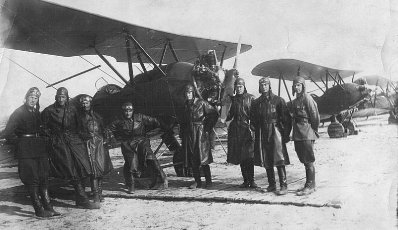 «У меня была душа поэта и дух лётчика…»