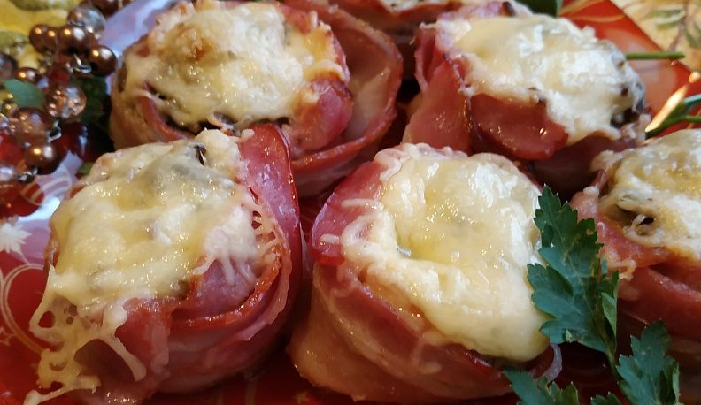 Праздник к нам приходит…