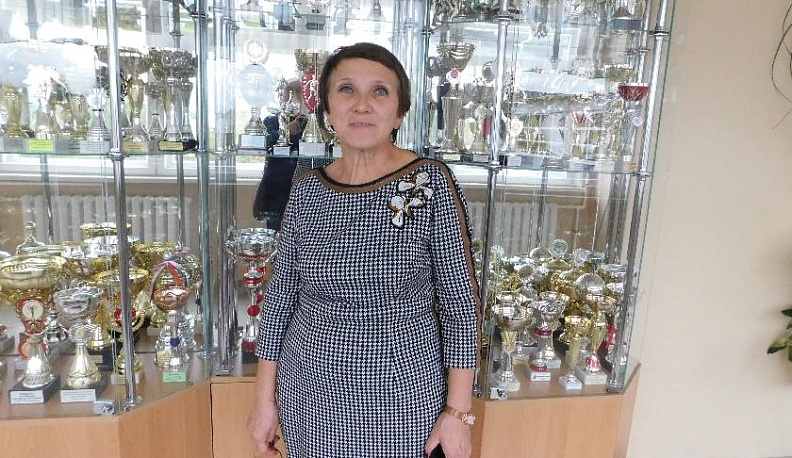 Хозяйка школьного дома