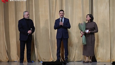 70 лет исполнилось заслуженному артисту России Гарри Азатову