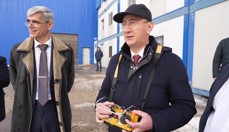 Владислав Шапша посетил завод «МПК-Сталь» в Малоярославце