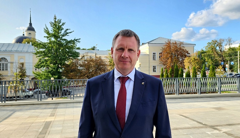 Председатель областного Заксобрания поздравил калужан с Днем города
