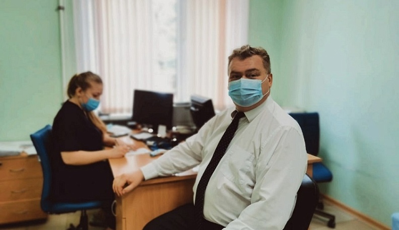 Олег Калугин привился первым компонентом вакцины от коронавируса