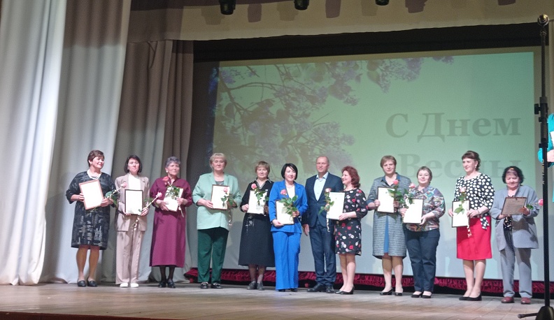 Больше сотни людиновцев получили награды за добросовестный труд