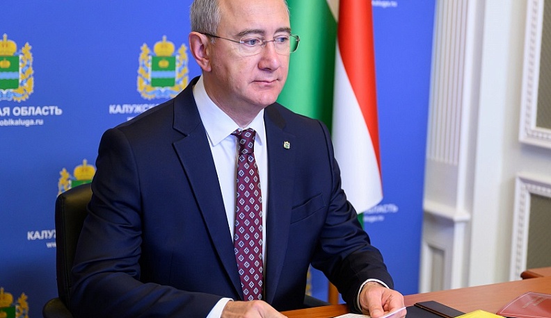 Владислав Шапша: «Рост доходов бюджета дает нам возможность дополнительно профинансировать развитие социальной и других сфер Калужской области» 