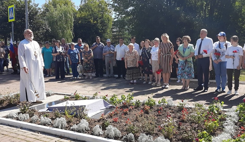 В Кондрове открыли памятный знак, посвящённый участникам спецоперации