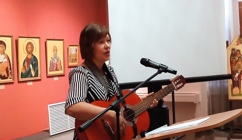 В Калуге на устном журнале «Лад» рассказали об истории ТЮЗа