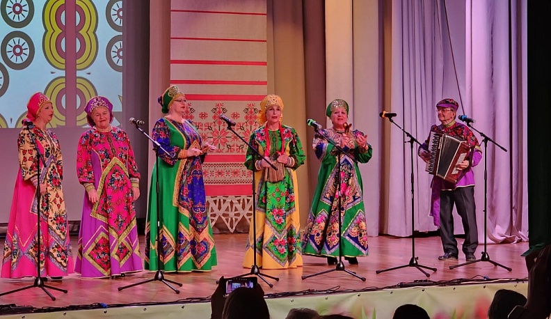 В поселке Ферзиково состоялся фестиваль-конкурс «Поет село родное»