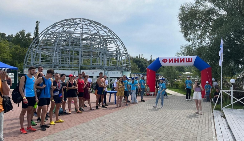 В Калуге состоялся забег «ПлывиБеги»
