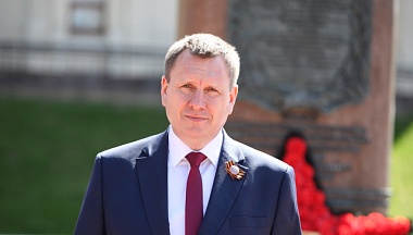 Геннадий Новосельцев поздравил парламентариев с профессиональным праздником