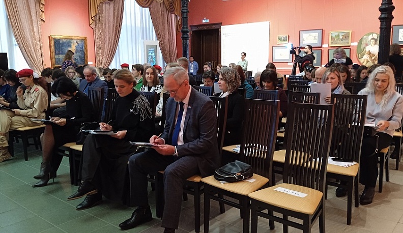 В Калуге написали этнографический диктант