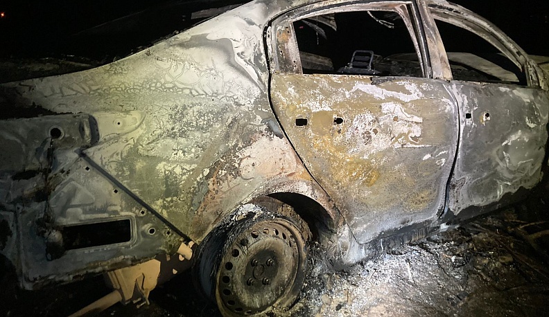 В Калуге в сгоревшем автомобиле нашли тело мужчины
