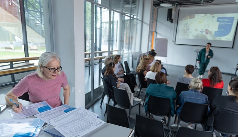 В Калуге обсудили вопросы взаимодействия с кризисными семьями