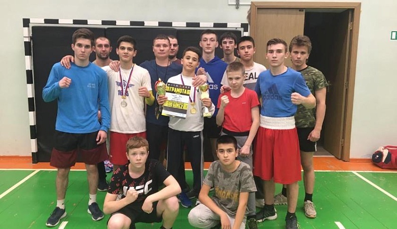 Обнинские боксеры привезли с международного турнира золото, серебро и бронзу