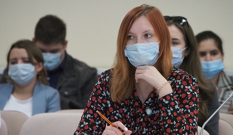 Калужский министр встретился с молодыми учителями