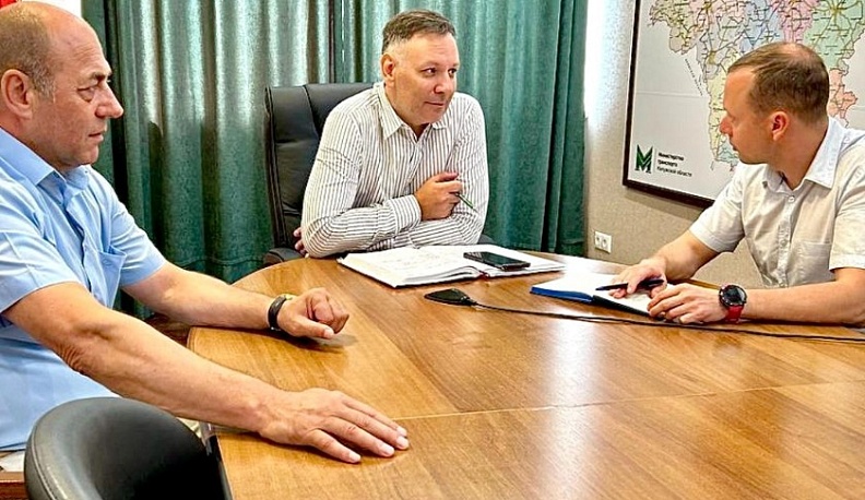 Министр транспорта Геннадий Орлов встретился с участником СВО, полковником Александром Шляпниковым