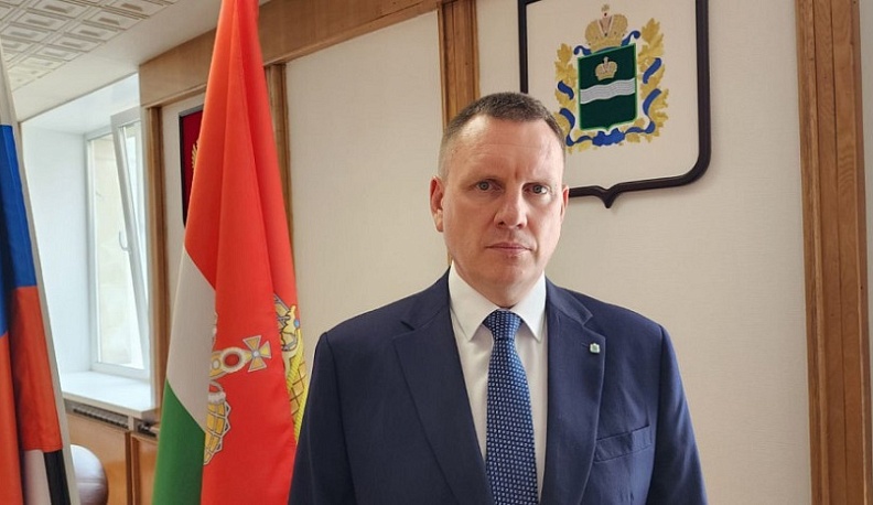 Геннадий Новосельцев поздравил калужских юристов с профессиональным праздником