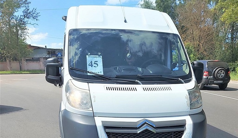 В Калуге двух водителей общественного транспорта оштрафовали за нарушение масочного режима