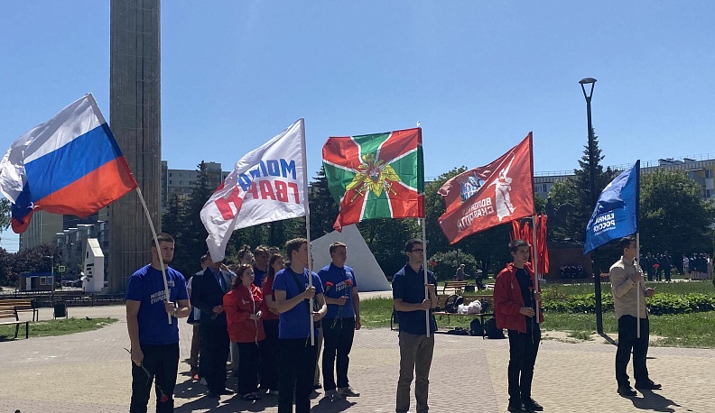Калужские активисты почтили память пограничников