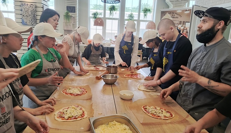 Юные калужане познакомились с профессией шеф-повар