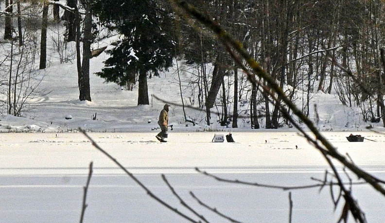 Спасатели предупреждают о сложной ледовой обстановке на водоёмах Калужской области