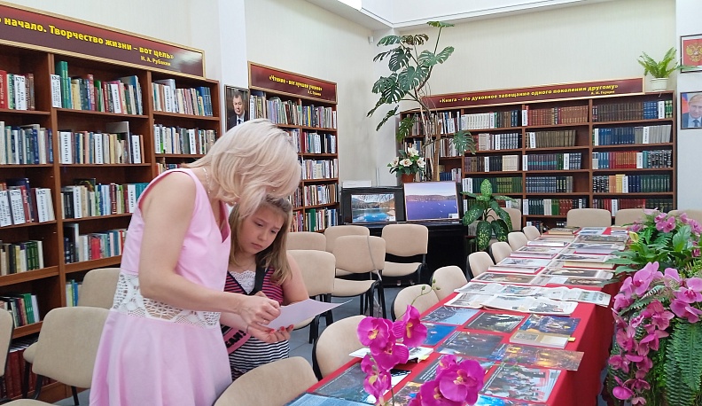 В калужской специализированной библиотеке им. Н. Островского показывают выставку «Волки» «Русской мечты»