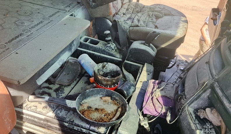 В Калуге загорелась фура