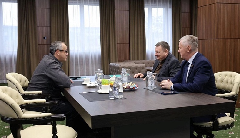 Геннадий Новосельцев подписал соглашение о сотрудничестве с центром военно-патриотического воспитания молодежи «Авангард»