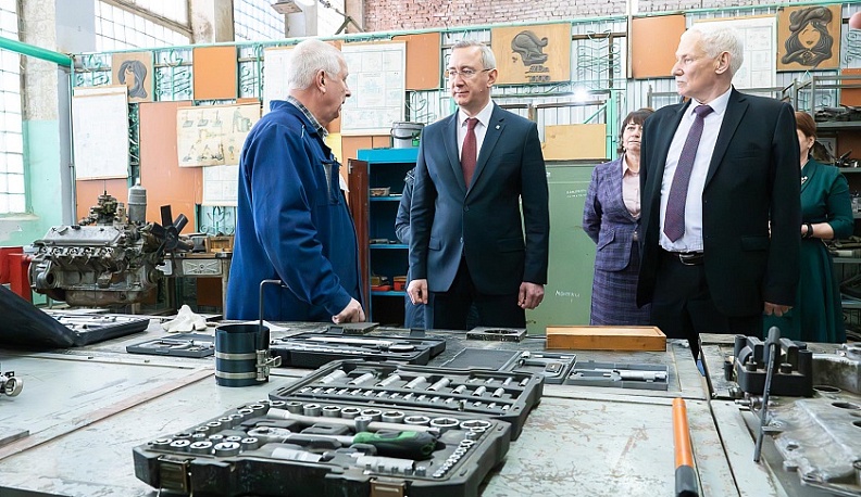 Владислав Шапша посетил Сухиничский район с рабочей поездкой 