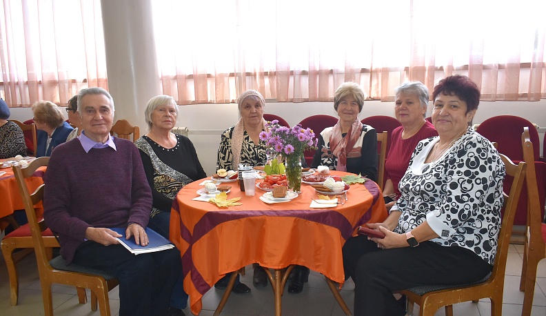 В Кирове чествовали активных пенсионеров