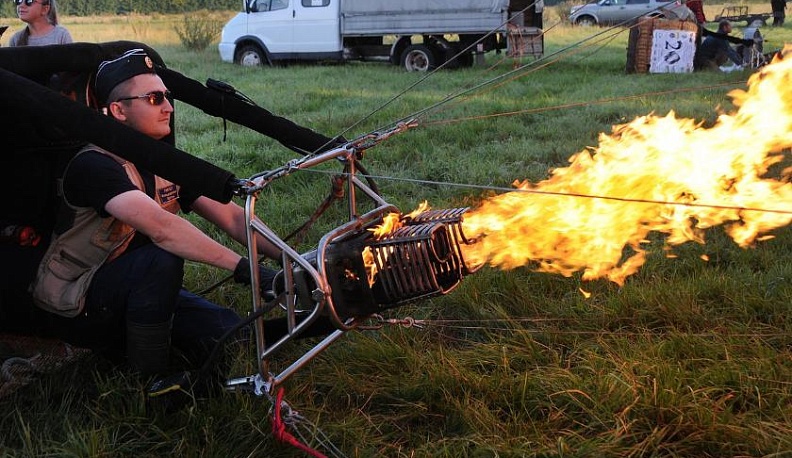 Сверху видно всё, ты так и знай!