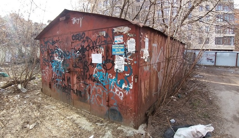 В Калуге снесут сараи и гаражи на пяти улицах