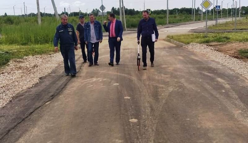 В поселениях Барятинского района ремонтируют дороги