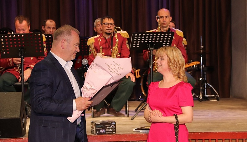 Александр Окунев поздравил Калужское отделение Всероссийского общества слепых с юбилеем